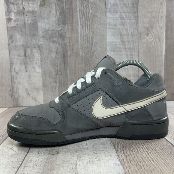 Nike Delta Force Low Sneaker Athletic Shoes Gray Size 6Y Kids I 7.5 Women's - Picture 10 of 16